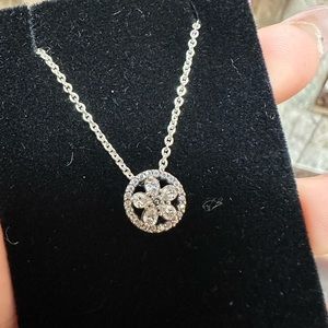 Pandora flower Necklace